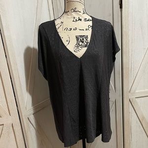 Torrid EUC grey eyelet top size 2X